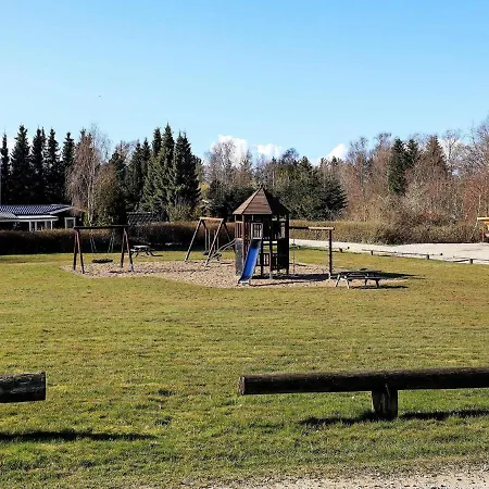 6 Person In Farso-by Traum * Farsø
