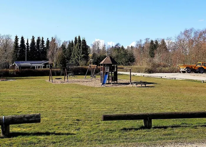 6 Person In Farso-by Traum * Farsø