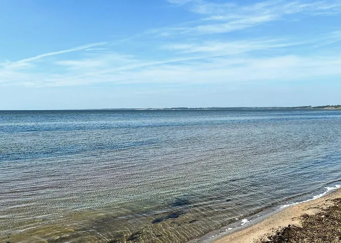 6 Person In Farso-by Traum Farsø